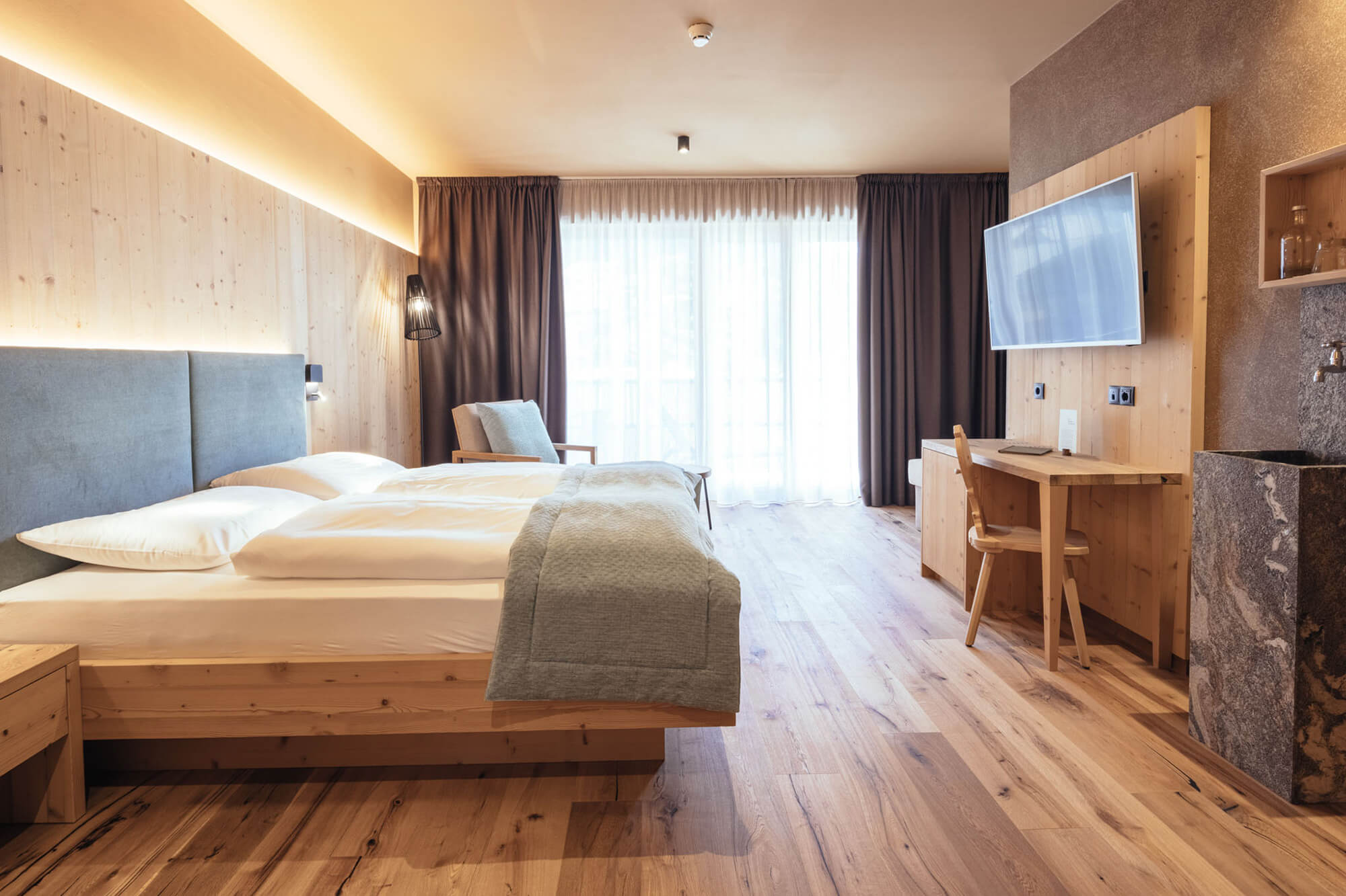 Doppelzimmer Deluxe mit Balkon